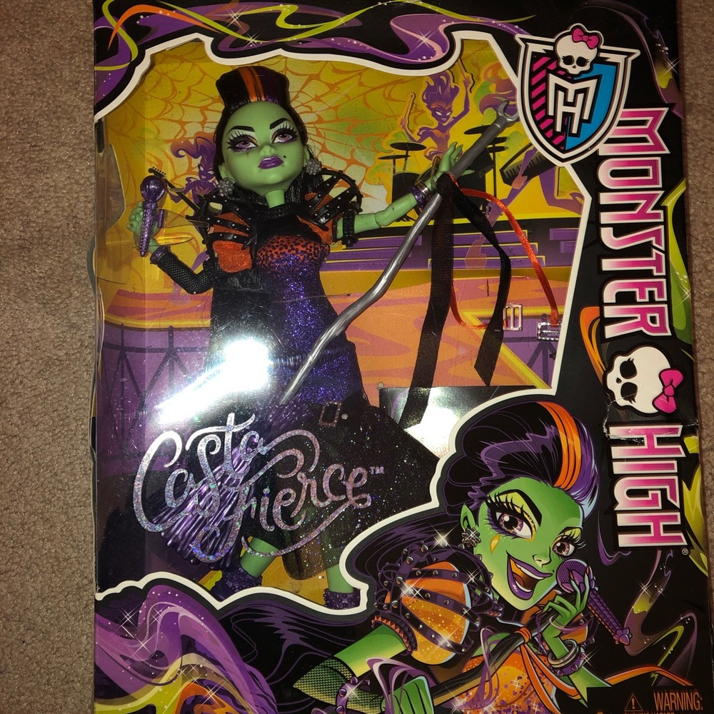 Monster High Casta Fierce LIMITED EDITION NIB